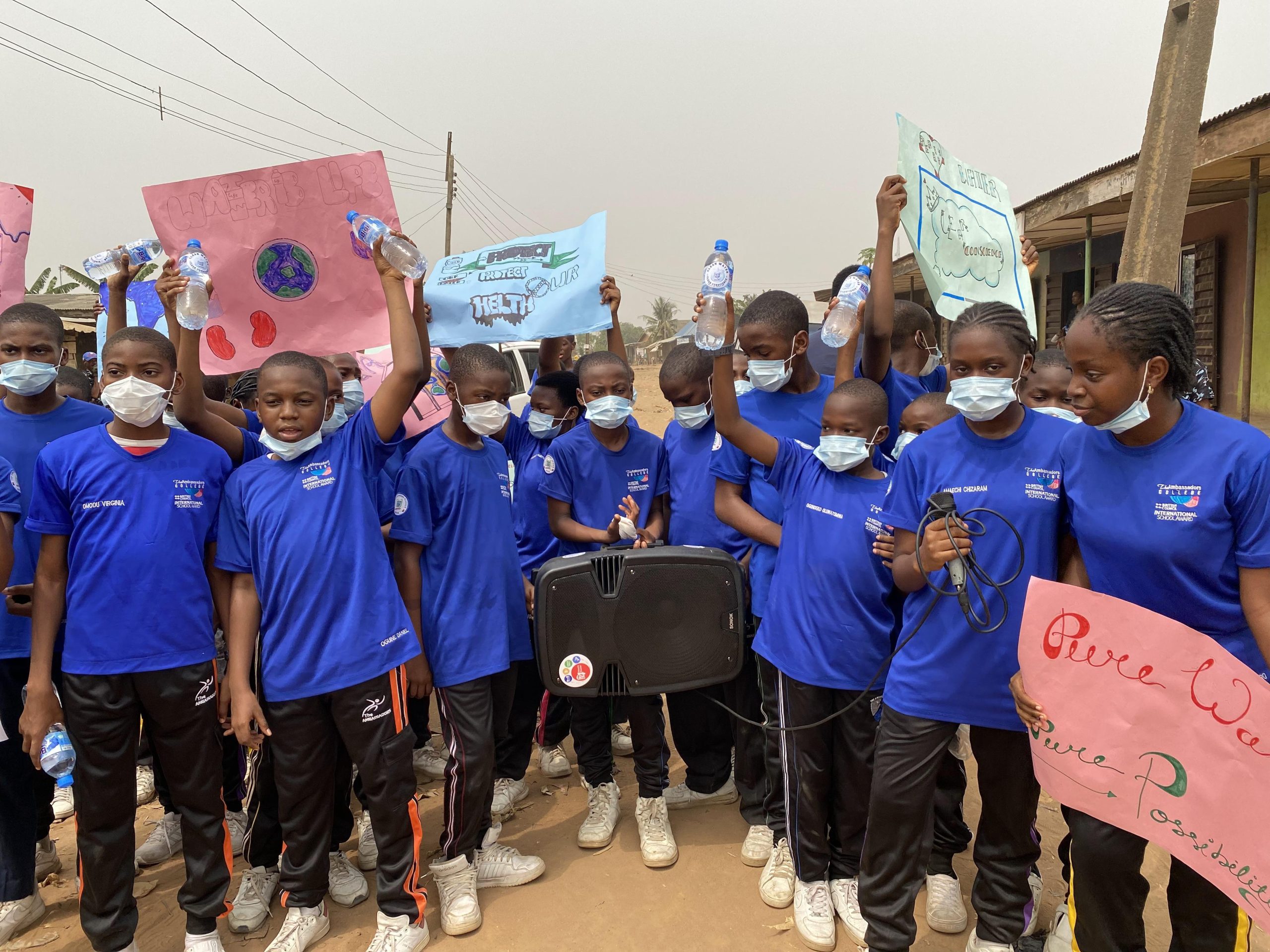 STUDENTS ADDRESSING THE COMMUNITY ON THE HEALTH BENEFITS OF CLEAN AND SAFE WATER